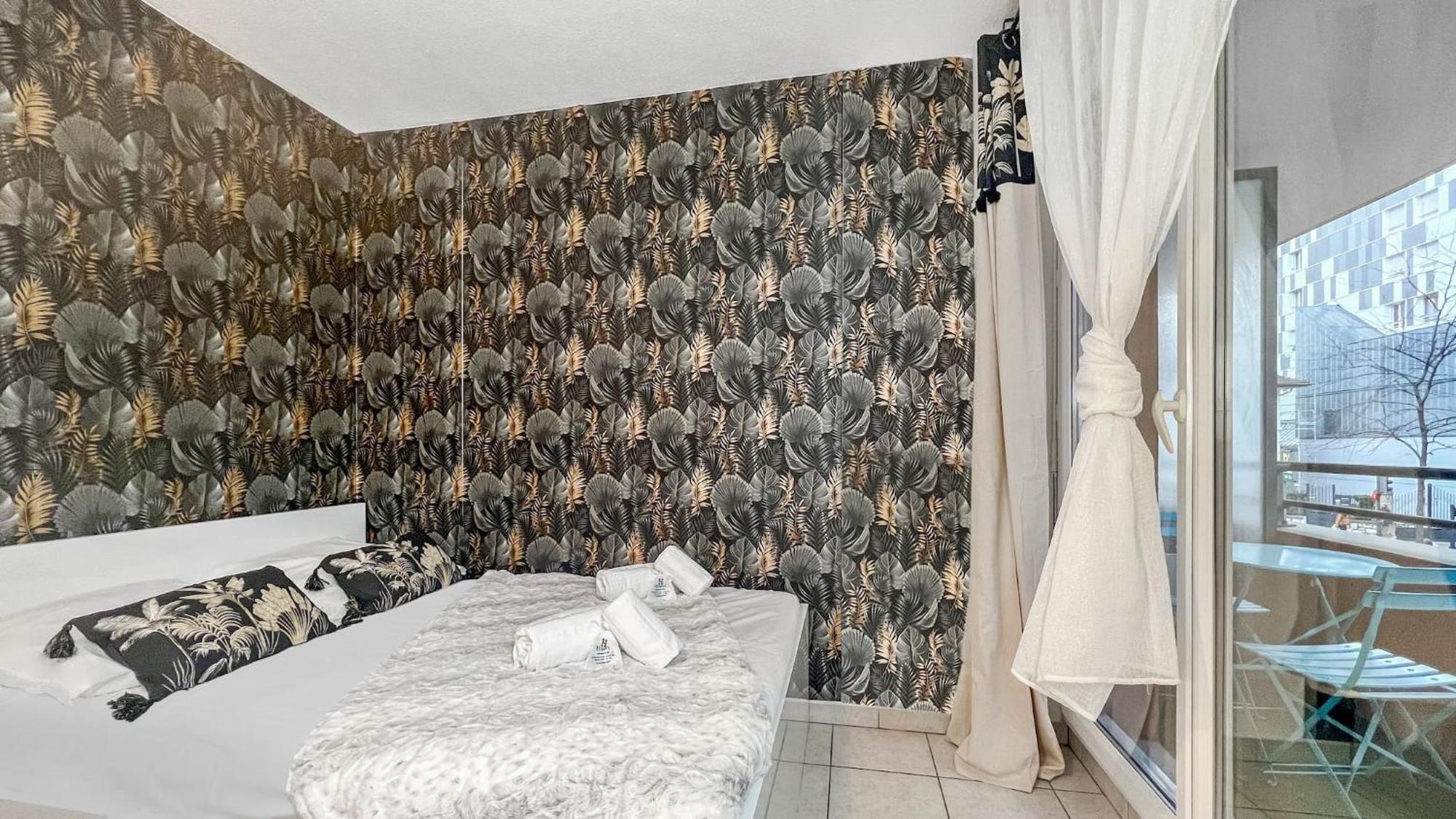 Homey Wild - Proche Gare Et Tram - Proche Centre - Balcon Prive - Parking Prive - Wifi Gratuit Annemasse Bagian luar foto